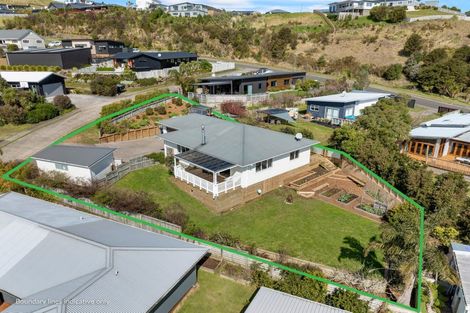 Photo of property in 115 Te Tutu Street, Whangamata, 3691