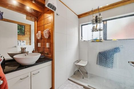 Photo of property in 63 Kayelene Place, Omokoroa, 3114