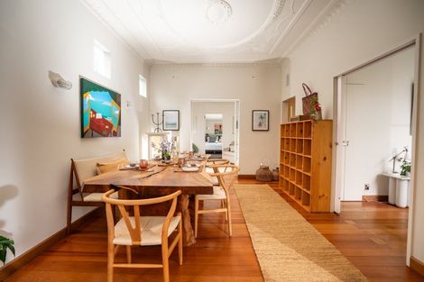 Photo of property in 69 Marine Parade, Seatoun, Wellington, 6022