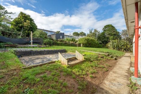 Photo of property in 6 Hereford Street, Cannons Creek, Porirua, 5024
