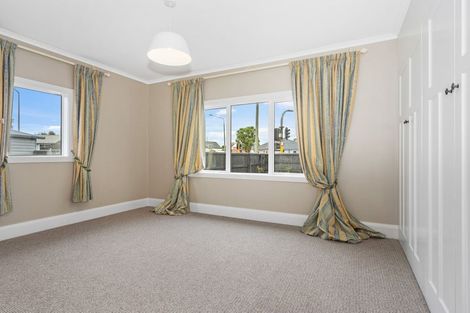 Photo of property in 103 Idris Road, Bryndwr, Christchurch, 8052