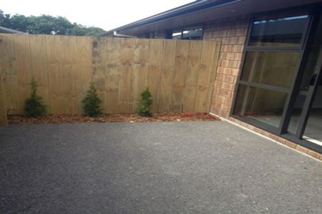 Photo of property in 4/102 Old Farm Road, Hamilton East, Hamilton, 3216