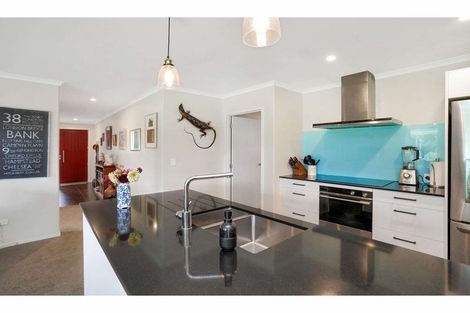 Photo of property in 21 Tareha Place, Kerikeri, 0230