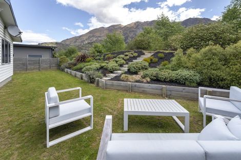 Photo of property in 30b Harrys Close, Arthurs Point, Queenstown, 9371