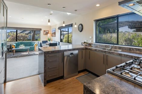 Photo of property in 17 Gandalf Crescent, Paraparaumu, 5032