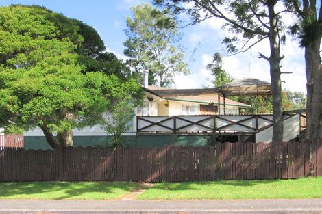 Photo of property in 3 Aquarius Avenue, Glen Eden, Auckland, 0602