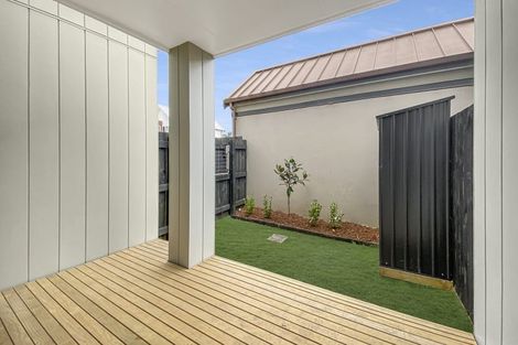 Photo of property in 4 Whai Hua Lane, Mangere Bridge, Auckland, 2022