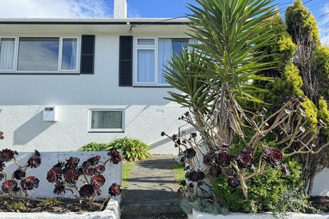 Photo of property in 12 Monowai Road, Johnsonville, Wellington, 6037