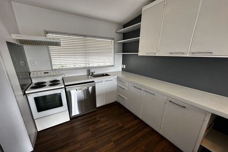 Photo of property in 1/6 Anne Road, Hillcrest, Auckland, 0627