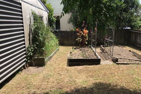 Photo of property in 805 Te Atatu Road, Te Atatu Peninsula, Auckland, 0610