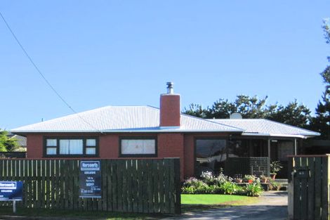 Photo of property in 63 Edinburgh Terrace, Foxton Beach, Foxton, 4815