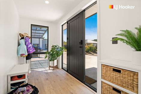 Photo of property in 8 Tuwhare Lane, Mosgiel, 9024