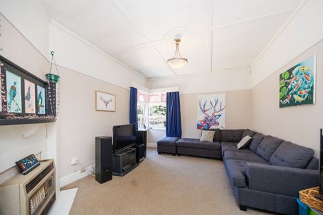 Photo of property in 37 Bryant Street, Takaro, Palmerston North, 4412