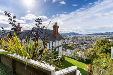 Photo of property in 38 Easther Crescent, Kew, Dunedin, 9012