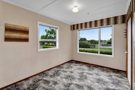 Photo of property in 33 High Street, Eltham, 4322