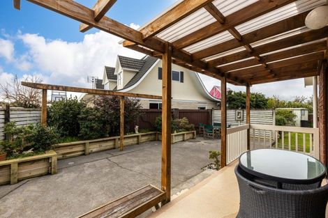 Photo of property in 10 Ruskin Place, Westown, New Plymouth, 4310