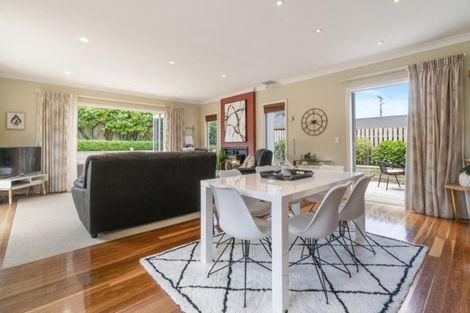 Photo of property in 66a Alverston Street, Waterview, Auckland, 1026