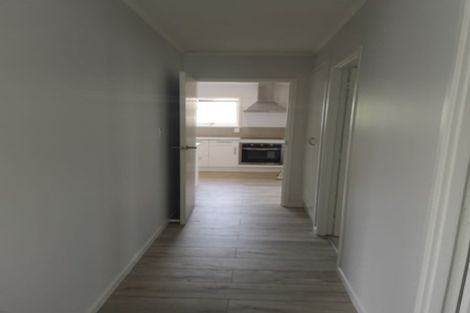 Photo of property in 73 Triangle Road, Massey, Auckland, 0614