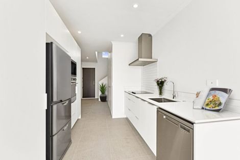 Photo of property in 40 Vincent Mcgrath Crescent, Swanson, Auckland, 0614