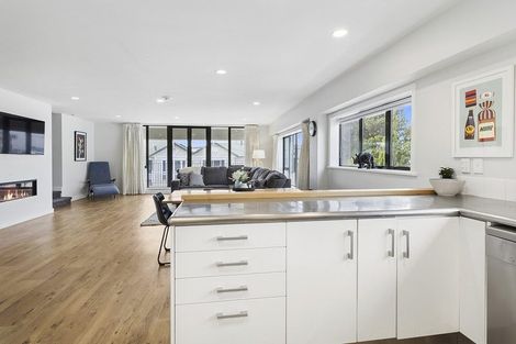 Photo of property in 12/28 Hobson Street, Thorndon, Wellington, 6011