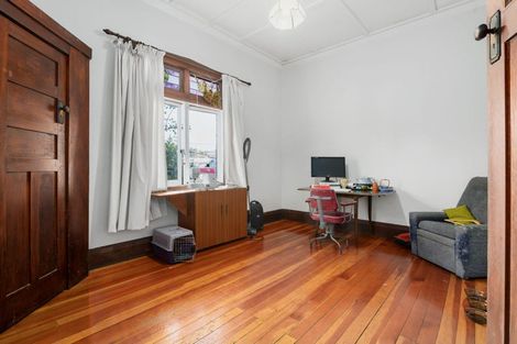 Photo of property in 8 Pembroke Lane, Hamilton Lake, Hamilton, 3204