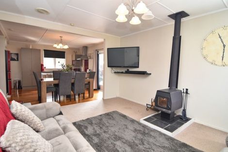 Photo of property in 14 Bethune Street, Featherston, 5710