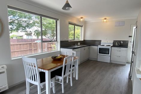 Photo of property in 1/21 Salford Avenue, Redwood, Christchurch, 8051