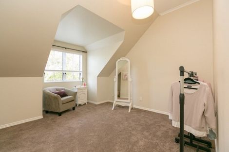 Photo of property in 7-9 Veale Road, Frankleigh Park, New Plymouth, 4310