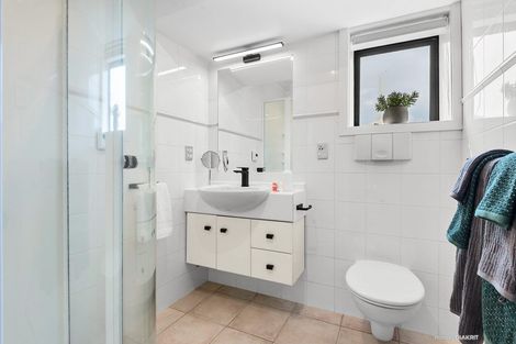 Photo of property in 75a Cashmere Avenue, Khandallah, Wellington, 6035