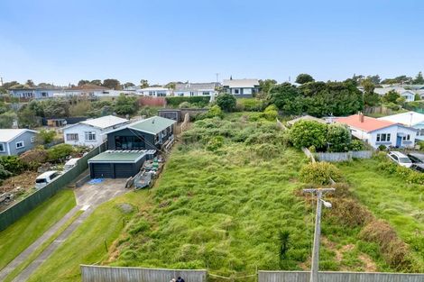 Photo of property in 36 Karaka Street, Castlecliff, Wanganui, 4501