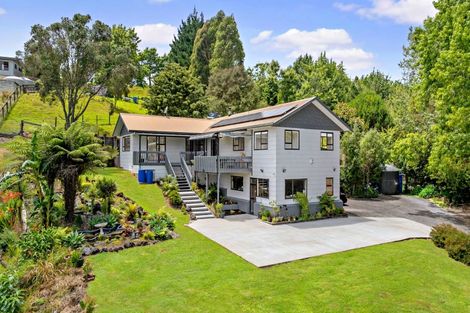 Photo of property in 43 Ohiwa Road, Papakura, 2582