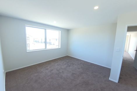 Photo of property in 10 Kapia Drive, Takanini, 2112