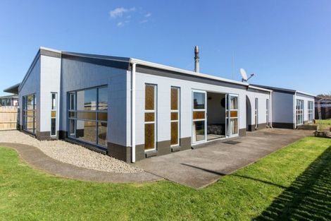 Photo of property in 19 Mangati Road, Bell Block, New Plymouth, 4312