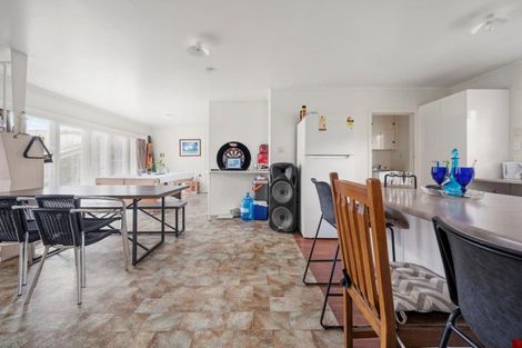 Photo of property in 14 Matipo Avenue, Pomare, Rotorua, 3015