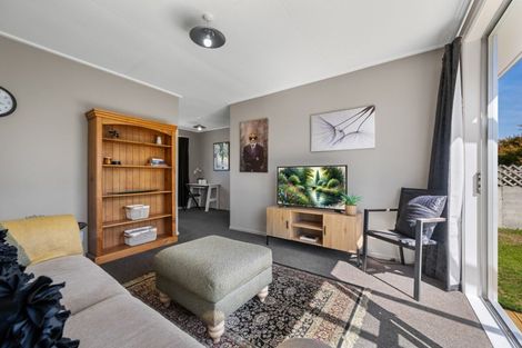 Photo of property in 66 Molyneux Avenue, Cromwell, 9310