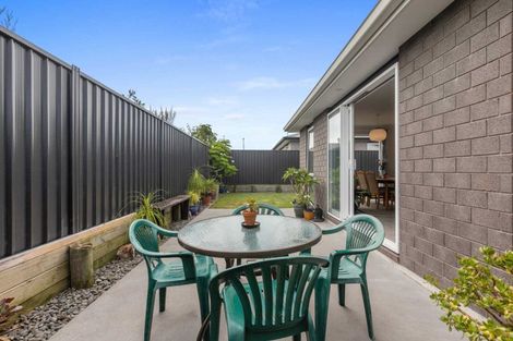 Photo of property in 10 Pioneer Crescent, Omokoroa, 3114