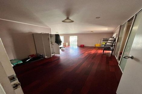 Photo of property in 1/144 Shifnal Drive, Randwick Park, Auckland, 2105