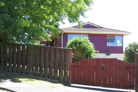 Photo of property in 72 Kia Ora Road, Beach Haven, Auckland, 0626