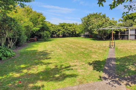 Photo of property in 10 Easton Street, Foxton, 4814