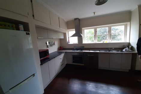 Photo of property in 38 Sunshine Avenue, Karori, Wellington, 6012