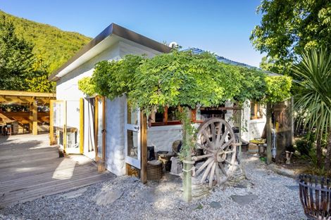 Photo of property in 33 Bedford Street, Arrowtown, 9302