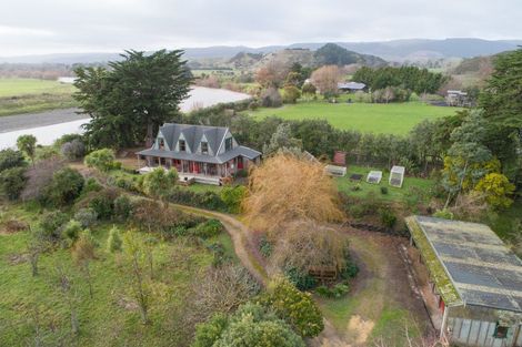 Photo of property in 32 Staces Road, Aokautere, Palmerston North, 4471