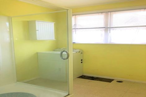 Photo of property in 27 Saint Annes Street, Levin, 5510