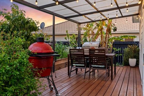 Photo of property in 21a Doncaster Drive, Papamoa Beach, Papamoa, 3118