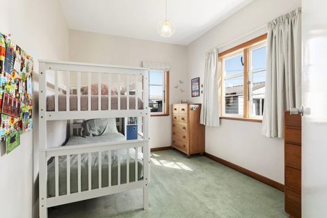 Photo of property in 14 Wayside, Miramar, Wellington, 6022