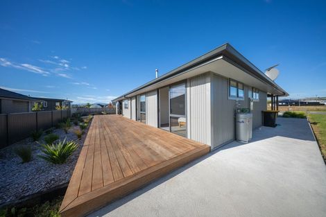 Photo of property in 22 Marakura Drive, Te Anau, 9600