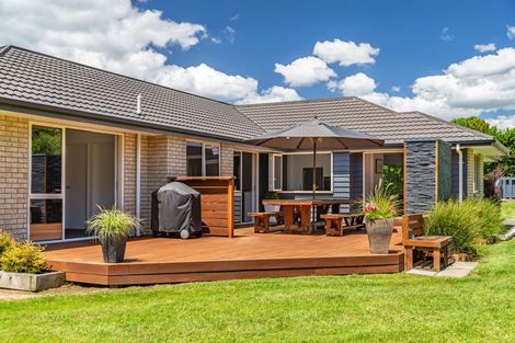 Photo of property in 51 Ohau Terraces, Ohau, Levin, 5570