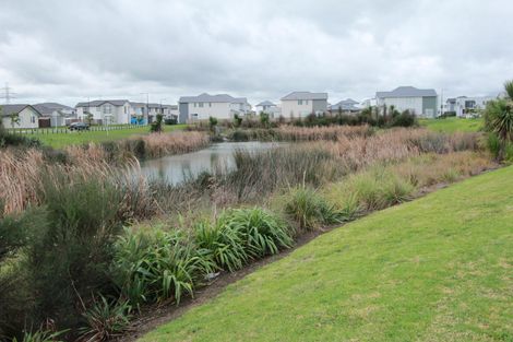 Photo of property in 5 Karokaro Road, Takanini, 2112