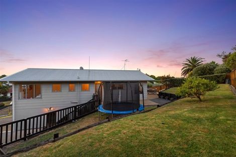 Photo of property in 25 Cypress Crescent, Pukete, Hamilton, 3200