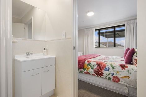 Photo of property in 26 Holyoake Terrace, Omokoroa, 3114